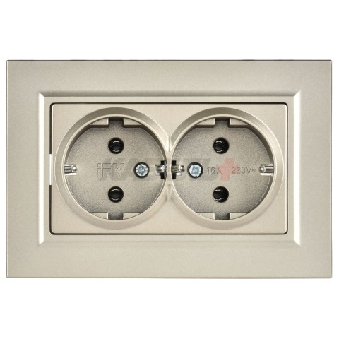 BRITE Розетка 2-местная с заземлением без защитных шторок плоская 16А в сборе РСПл12-3-БрШ шампань IEK