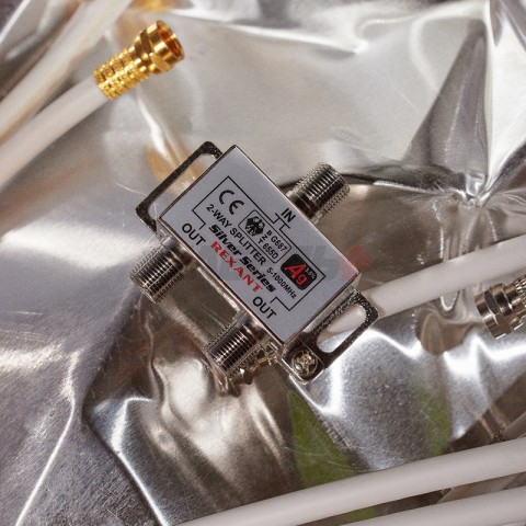 Делитель ТВx2 под F-разъем, 5-1000МГц, Silver (3 F-разъема в комплекте) REXANT