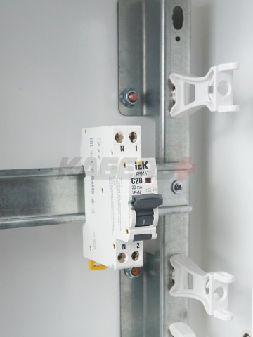 ARMAT Дифавтомат B06S 1P+NP C20 30мА тип AC (18мм) IEK