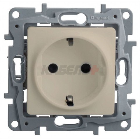 ETIKA Розетка 1-местная с заземлением с защитными шторками 16А 250В слоновая кость