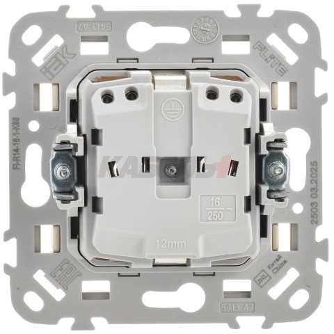 FLITE Розетка с заземлением с защитными шторками безвинтовое крепление 16А РСш11-1-ФлЛ льняной IEK