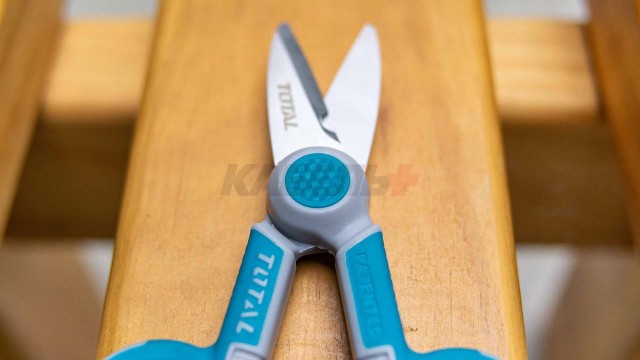Ножницы электрика 145 мм TOTAL THT1155871