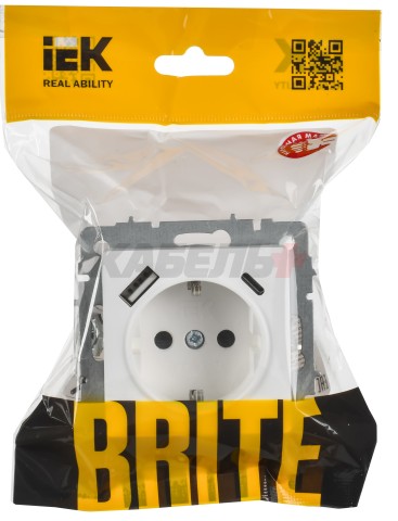 BRITE Розетка 1-местная с заземлением с защитными шторками 16А с USB A+C 18Вт РЮш11-1-БрАБ арктический белый IEK