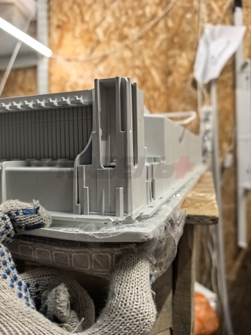 Щит скрытой установки 48 мест, QC клеммы, (756х348х89) IP-30 // Hager - Volta (Белая дверь)