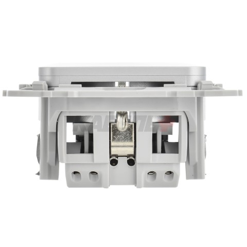 FLITE Розетка с заземлением с защитными шторками безвинтовое крепление 16А РСш11-1-ФлА алюминий IEK