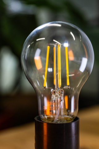 Лампа Gauss Filament А60 8W 780lm 4100К Е27 LED