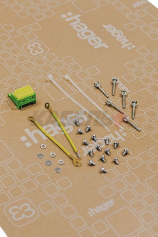 Щит скрытой установки Multimedia (652х426х72), IP-40 // Hager - Golf (Белая дверь с перфорацией)