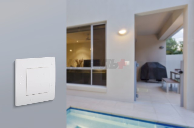 ETIKA Выключатель 1-клавишный проходной 10А IP44 безвинтовое крепление белый