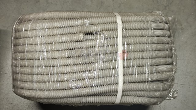ELASTA Труба гофр.ПВХ d 20 с зондом (100 м) ИЭК