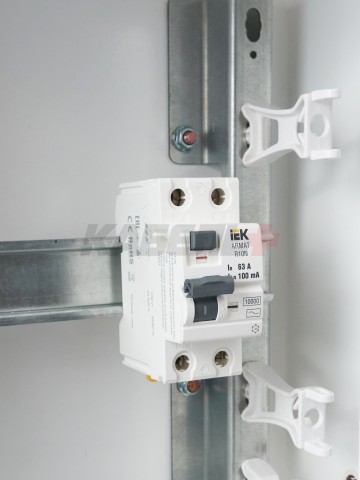ARMAT Выключатель дифференциального тока R10N 2P 63А 100мА тип AC IEK