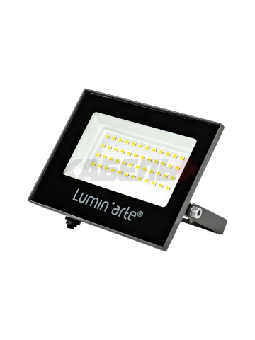 Светодиодный прожектор LUMIN'ARTE LFL-50W/06 50Вт 5700К IP65 4000лм серый корпус 140х103х28 1/40