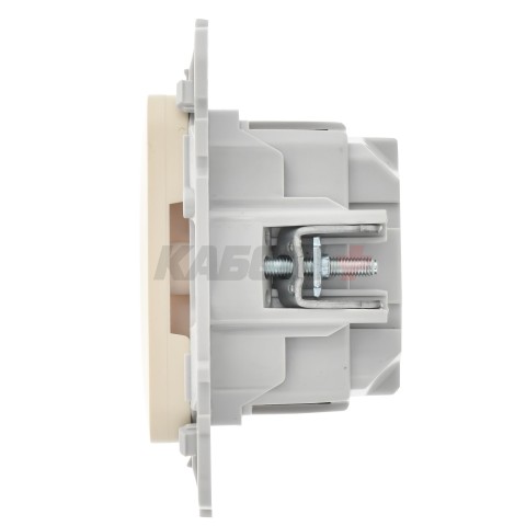 FLITE Розетка с заземлением без защитных шторок безвинтовое крепление 16А РС11-1-ФлСл сливочный IEK