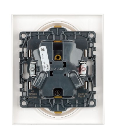 Structura - Розетка 2x2P+E нем. стд. (белый)