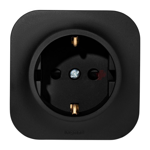 QUTEO Розетка 1-местная для открытой установки с заземлением с защитными шторками 16Ачёрный матовый