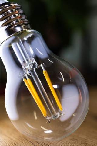 Лампа Gauss Filament А60 10W 820lm 2700К Е27 milky LED