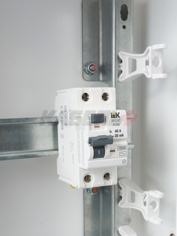 ARMAT Выключатель дифференциального тока R10N 2P 40А 30мА тип AC IEK
