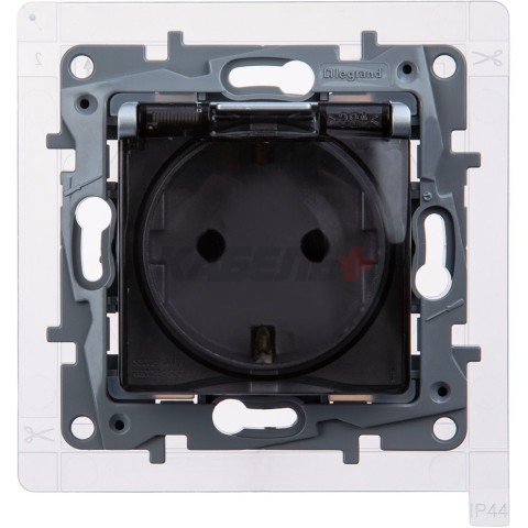 Etika - Розетка 2P+E нем. стд. с крышкой, со шторками IP44 (алюминий)