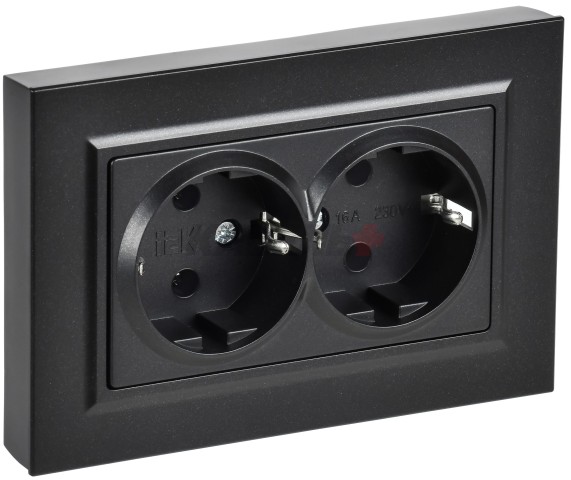 BRITE Розетка 2-местная с заземлением без защитных шторок плоская 16А в сборе РСПл12-3-БрЧ черный IEK