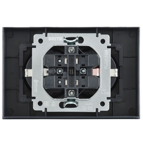 BRITE Розетка 2-местная с заземлением с защитными шторками плоская 16А в сборе РСшПл12-3-БрМ маренго IEK