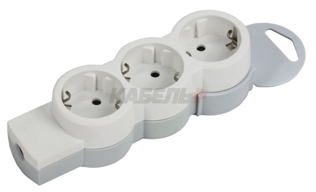 STANDARD Колодка для удлинителя с заземлением К03 3 места белая IEK
