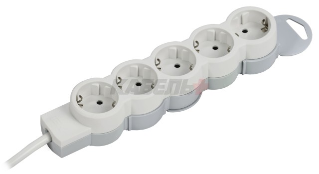STANDARD Удлинитель У05 5 мест 2P+PE 3м 3х1,5мм2 16А белый IEK
