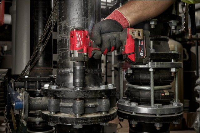 Акк. гайковёрт M18FIW2P12-502X FUEL (Li-Ion 5 Ач) 4933478447