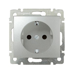 VALENA Розетка 1-местная с заземлением без защитных шторок 16А алюминий