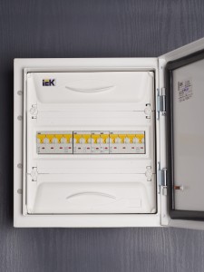 KARAT Автоматический выключатель ВА47-60M 1P B 6А 6кА IEK