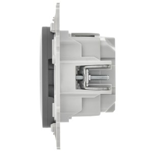 FLITE Розетка с заземлением с защитными шторками безвинтовое крепление 16А РСш11-1-ФлМА мокрый асфальт IEK