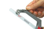 Компактная ножовка по металлу MILWAUKEE COMPACT HACKSAW