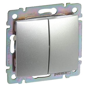 Valena - Переключатель на 2 направления двухклавишный, алюминий