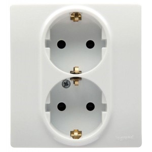 ETIKA Розетка 2местная с заземлением с защитными шторками 16А в сборе белый