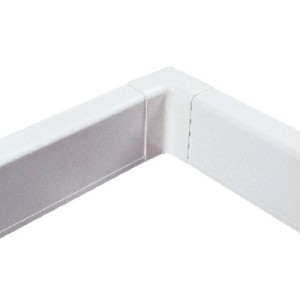 Внутренний угол для плинтусного короба 100х40 мм белый DKC