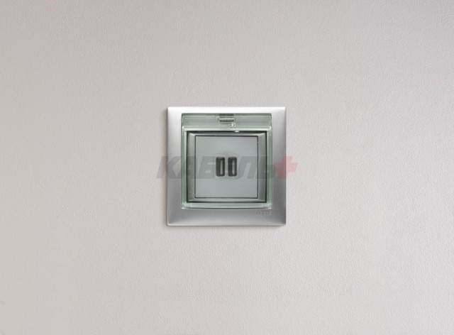 VALENA Розетка USB A+A 15Вт алюминий