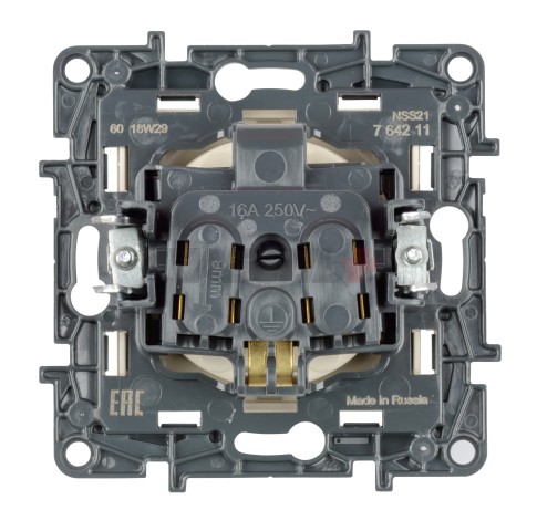 Structura - Розетка 2P+E нем. стд. со шторками (сл.кость)