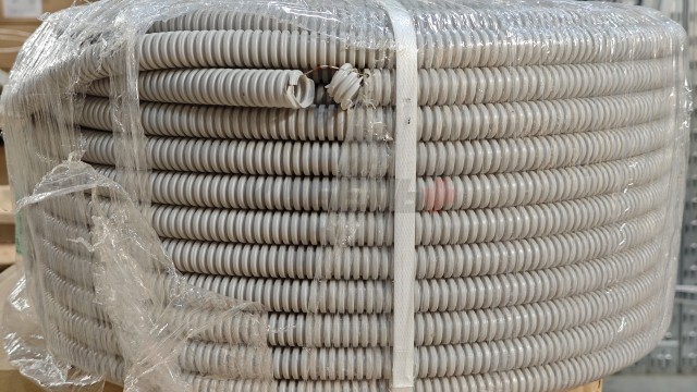 ELASTA Труба гофр.ПВХ d 20 с зондом (100 м) ИЭК