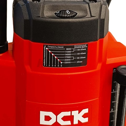 Фрезер ручной KMR06-12 DCK (KMR06-12)