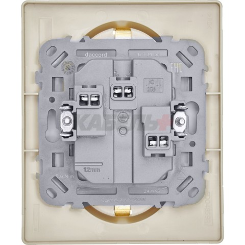 INSPIRIA Розетка 2-местная с заземлением с защитными шторками 16А в сборе слоновая кость