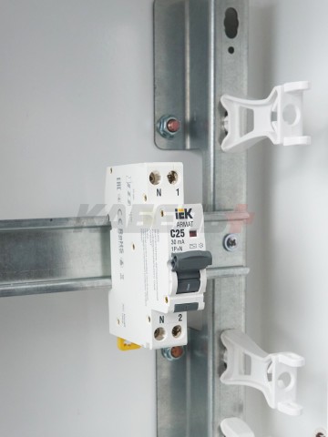 ARMAT Автоматический выключатель дифференциального тока B06S 1P+NP C25 30мА тип AC (18мм) IEK