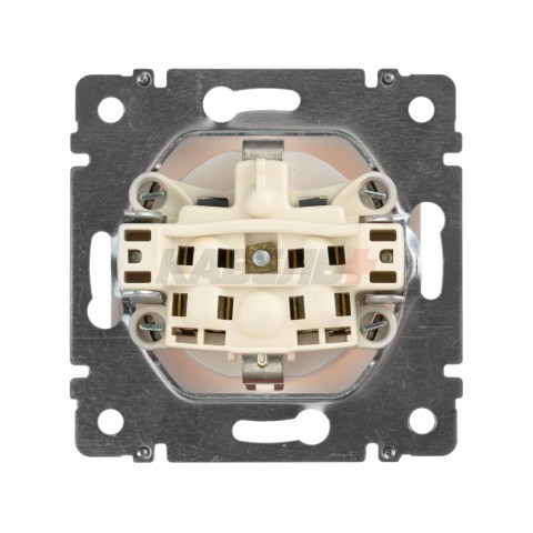 Valena - Розетка 2P+E нем. стд. со шторками белая