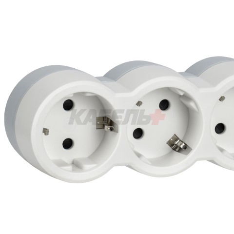 STANDARD Удлинитель У03 3 места 2P+PE 3м 3х1,5мм2 16А белый IEK