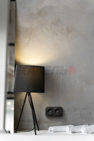 QUTEO Розетка 2-местная для открытой установки с заземлением с защитными шторками с предварительным подключением 16А чёрный матовый