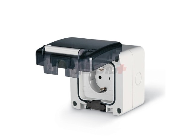 Розетка настенного монтажа SCHUKO 2P+E 16A 200-250V со шторками M95(95x95mm) IP66 серия PROTECTA