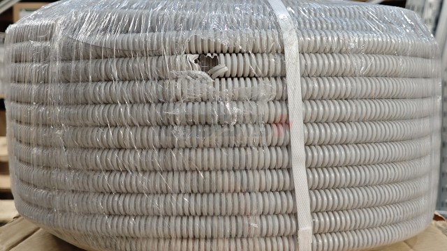ELASTA Труба гофр.ПВХ d 20 с зондом (100 м) ИЭК.