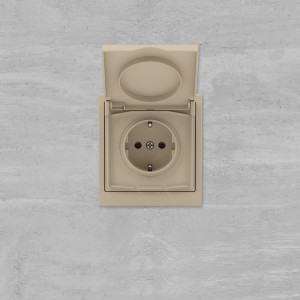 Розетка силовая, 2P+E, с з/ш, с крышкой, IP44, KANT, ванильный марципан DKC