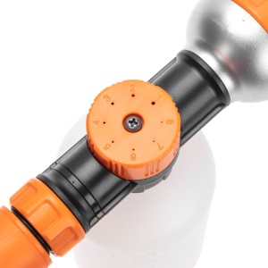 Пистолет-распылитель с емкостью ЧЕТЫРЕ СЕЗОНА