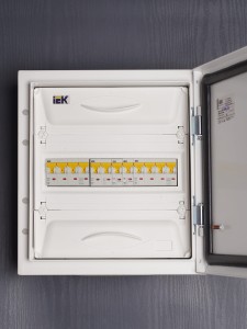 KARAT Автоматический выключатель ВА47-60M 2P C 16А 6кА IEK