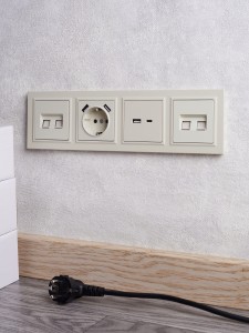 BRITE Розетка USB A+C 18Вт РЮ11-1-БрКр бежевый IEK