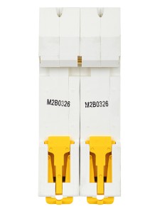 ARMAT Автоматический выключатель M06N 2P B 3А IEK