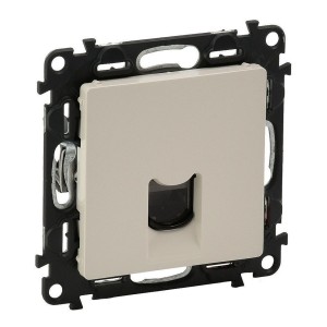 Valena Life - Розетка 1хRJ-45 UTP CAT5E, слоновая кость (инд. упаковка)